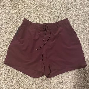 Men’s Ten Thousand Foundation Shorts - Large 5in